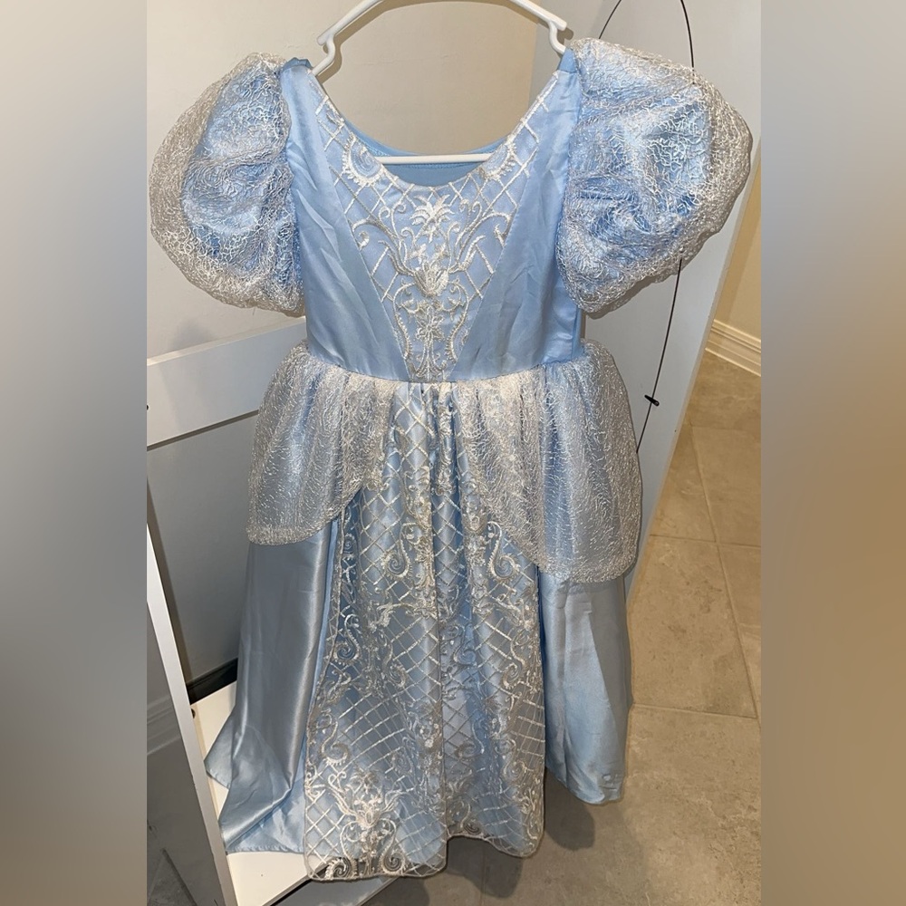 Girls 6/7 Cinderella Inspired gown Dress Halloween Disney Trip